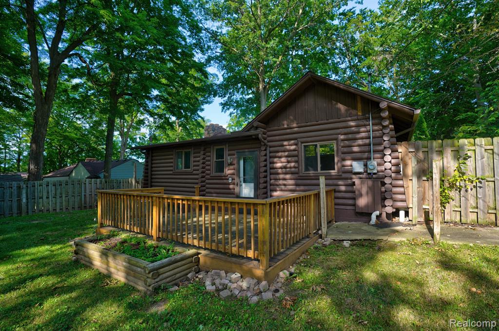 545 BANCROFT Street, Imlay City, MI 48444 — Photo 3