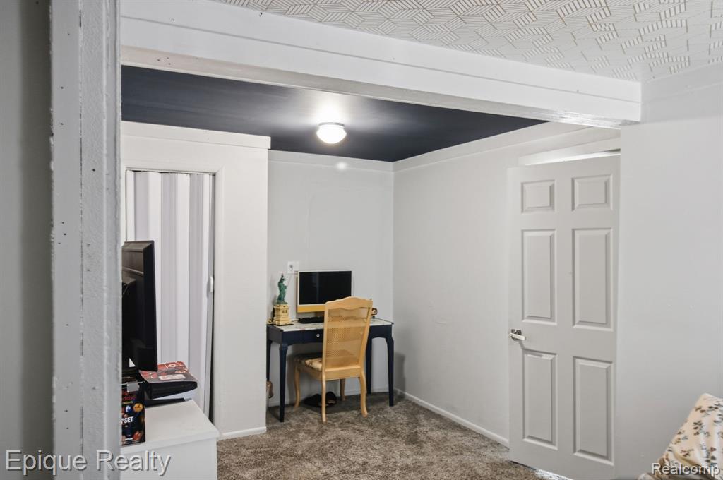 324 E Center Street, Petersburg, MI 49270 — Photo 8