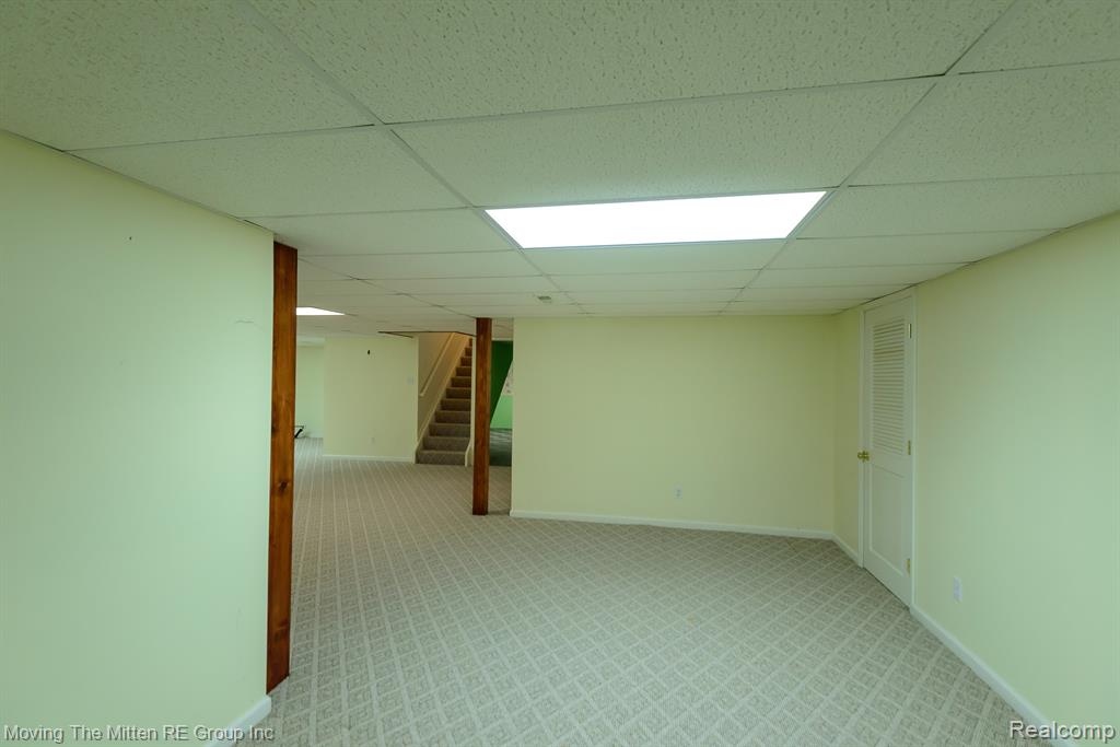 47663 Belmont Drive, Belleville, MI 48111 — Photo 32