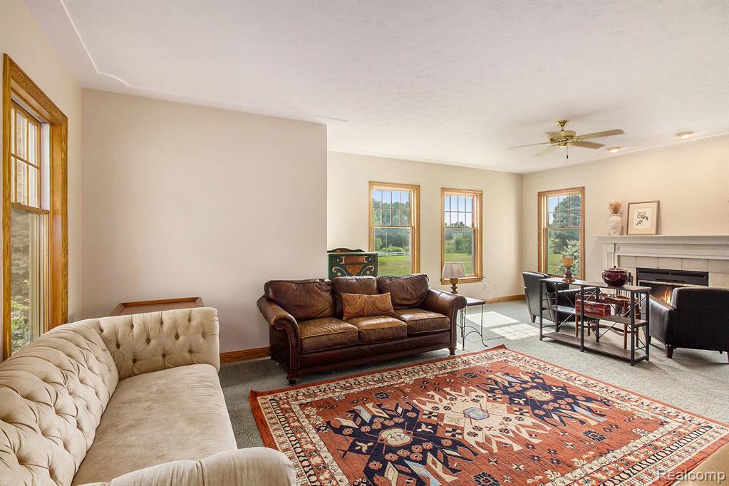8472 Maltby Road, Brighton, MI 48116 — Photo 4