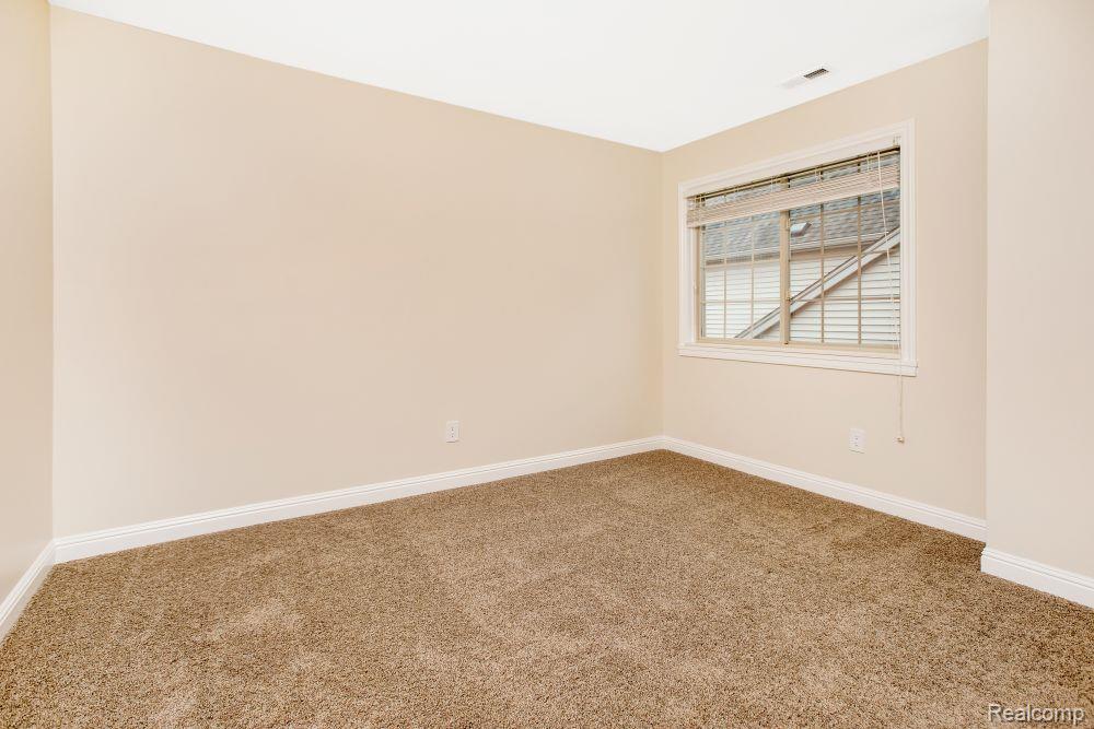 722 S Milford Road, Milford, MI 48381 — Photo 17