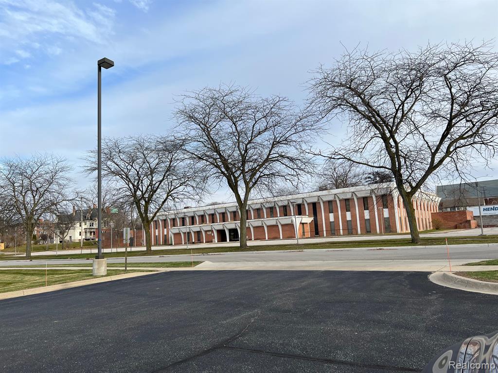 615 S JEFFERSON Avenue, Saginaw, MI 48607 — Photo 49