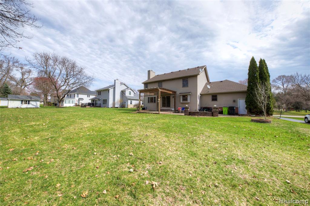4570 River Hills Court, Brighton, MI 48114 — Photo 77