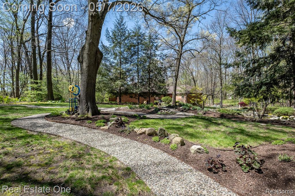 785 Old Milford Farms, Milford, MI 48381 — Photo 70