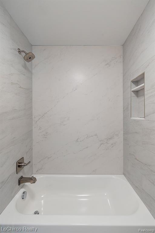 49387 LANGFORD Drive, Macomb, MI 48044 — Photo 40