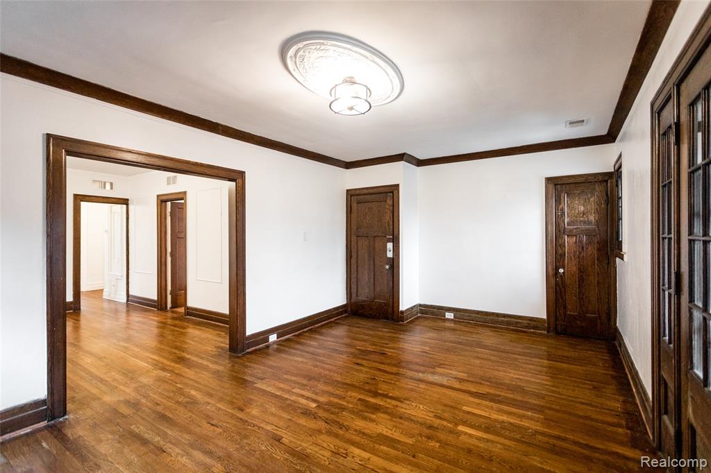 4130 Burns Street, Detroit, MI 48214 — Photo 2