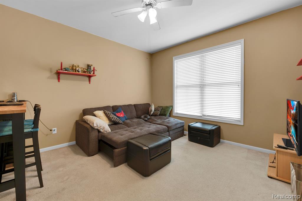 49979 HANCOCK Street, Canton, MI 48188 — Photo 21