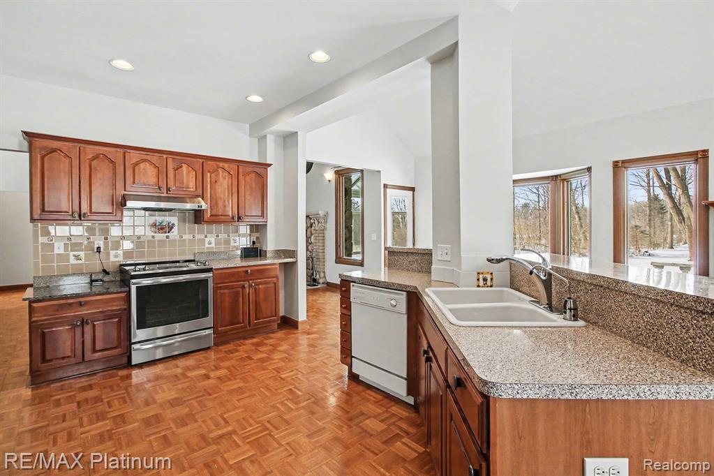 5245 FLEMING ROAD, Fowlerville, MI 48836 — Photo 5