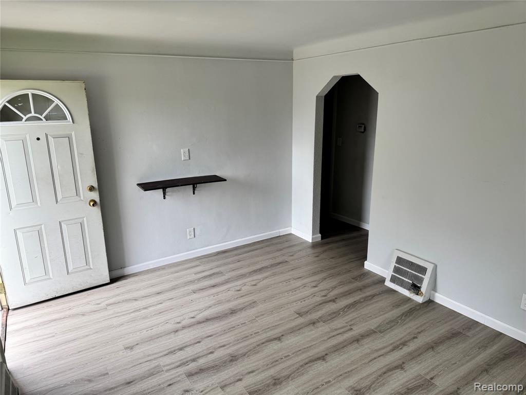 9425 Marlowe, Detroit, MI 48228 — Photo 3