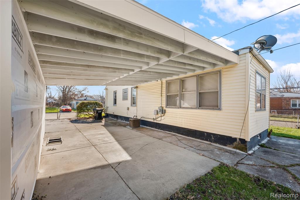 12203 Grandmont Avenue, Detroit, MI 48227 — Photo 7
