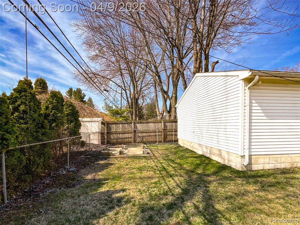 906 Englewood Avenue, Royal Oak, MI 48073 — Photo 30