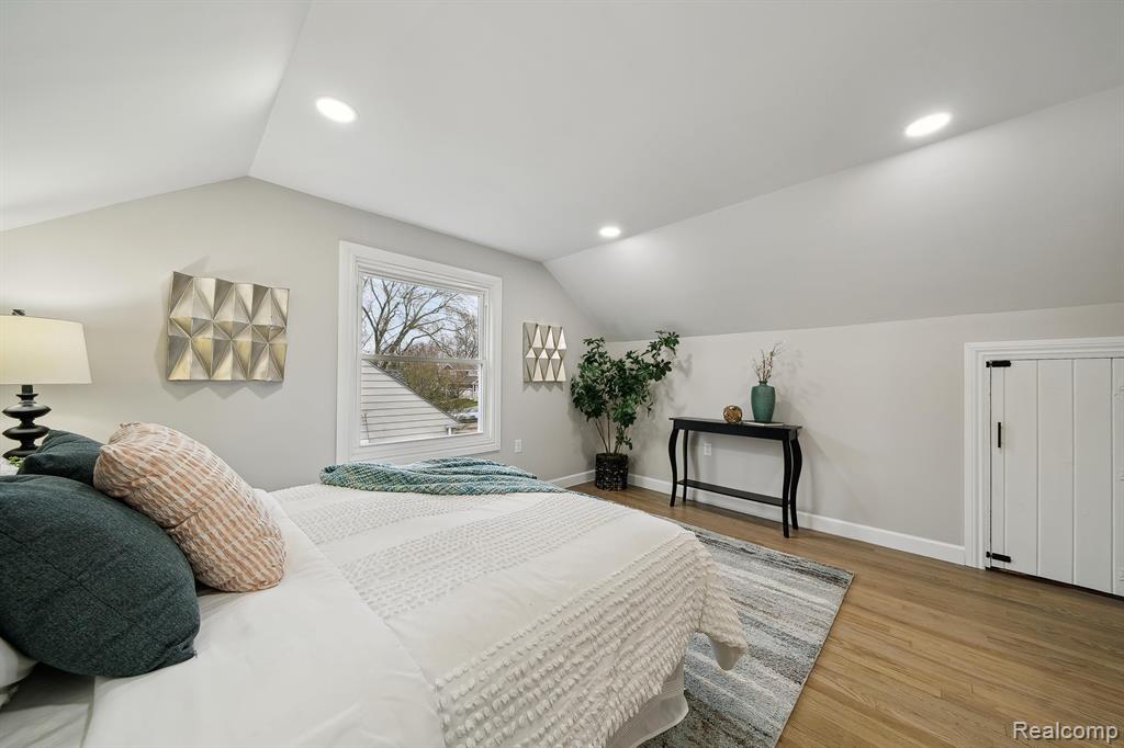 921 N EDGEWORTH Avenue, Royal Oak, MI 48067 — Photo 16