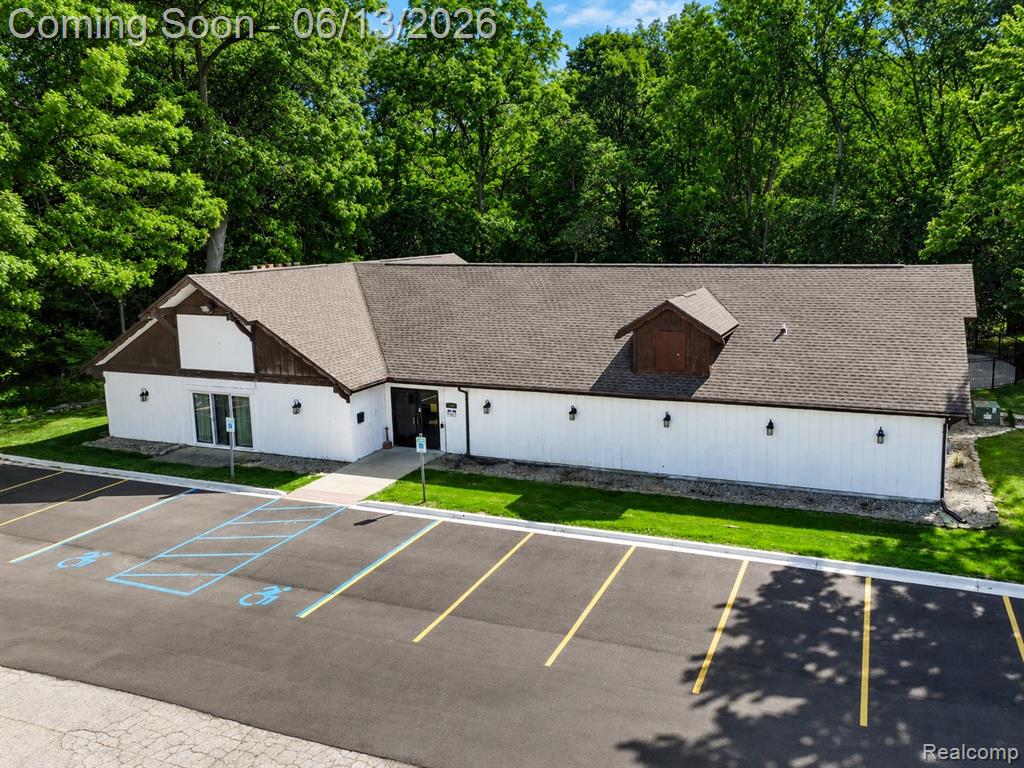 7592 Woodview Street, 4, Westland, MI — Photo 28