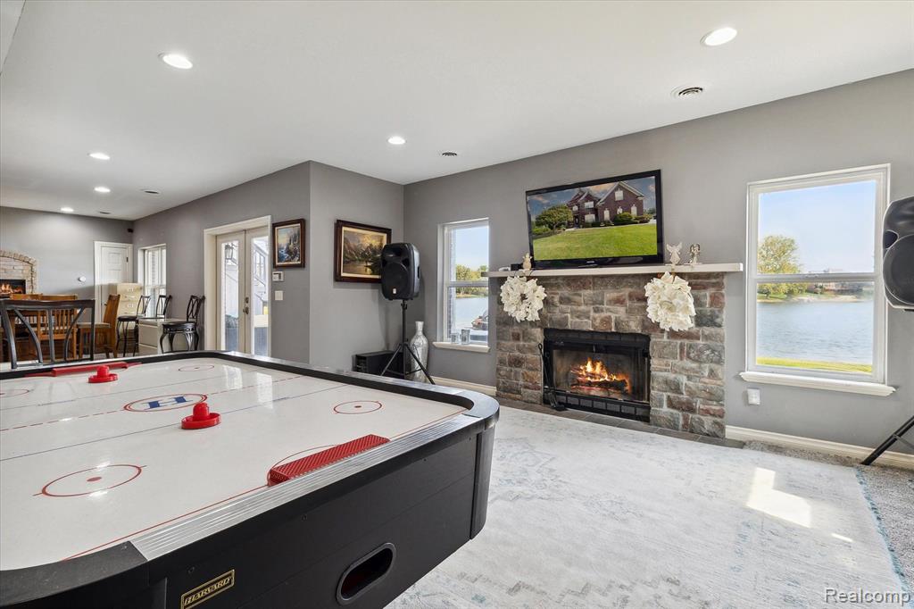 1858 SANDY SHORES Drive, Oxford, MI 48371 — Photo 45