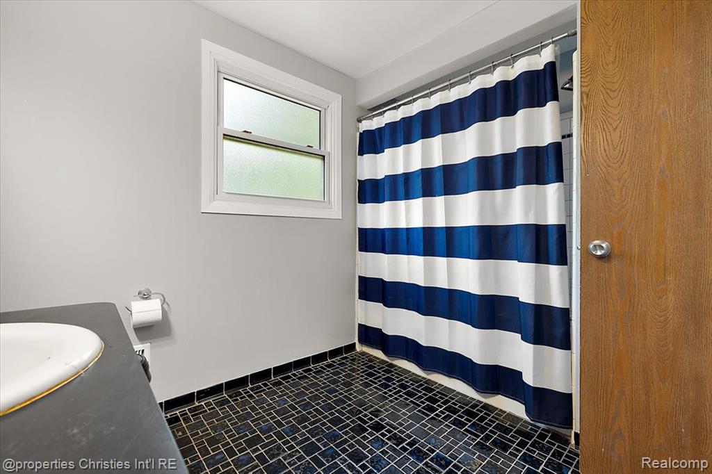 42737 Steepleview Court, Northville, MI 48168 — Photo 29