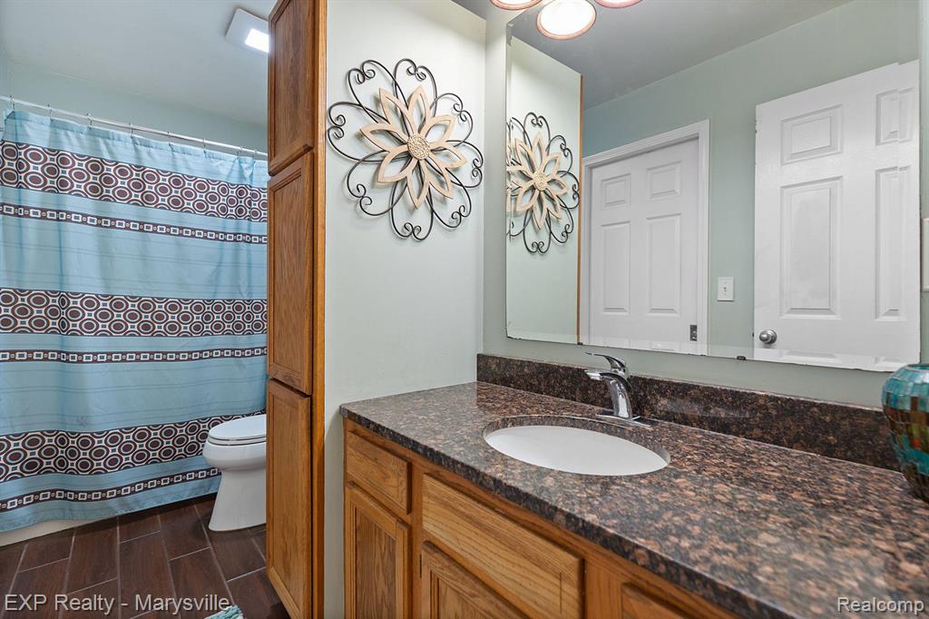 7187 Phillips, MI 48049 — Photo 12