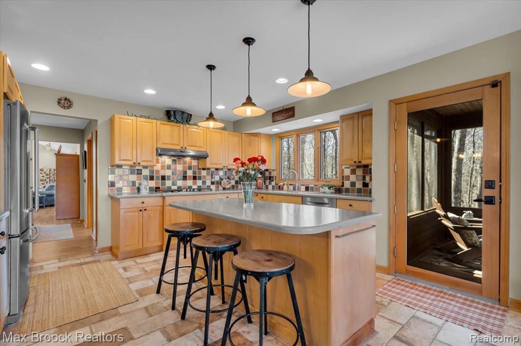 5970 Lynne Hollow Drive, Commerce Twp, MI 48382 — Photo 13