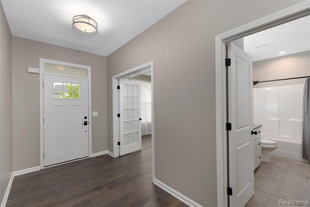 4280 ROLLING MEADOW Lane, Ypsilanti, MI 48197 — Photo 5