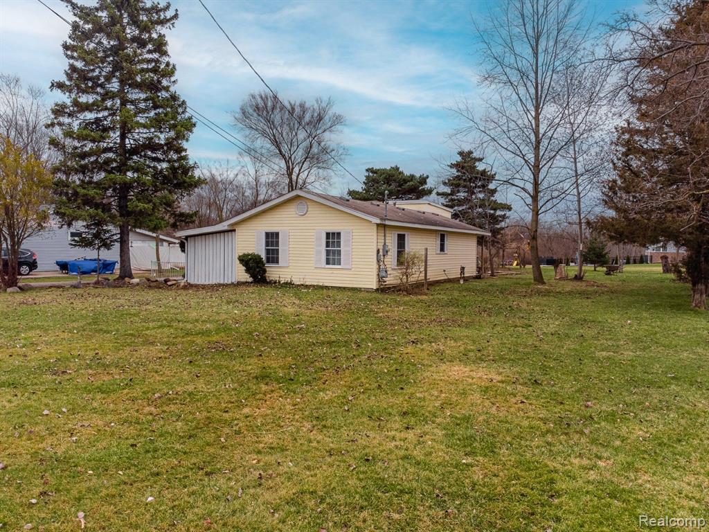 6194 E HILL Road, Grand Blanc, MI 48439 — Photo 30