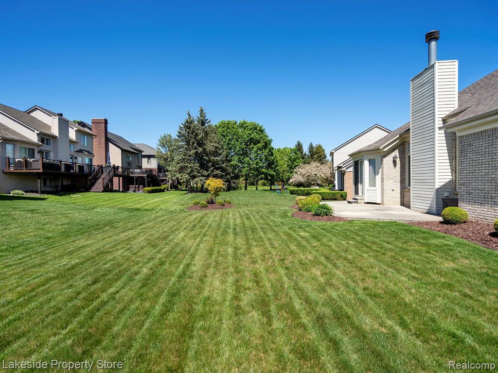 57295 WARWICK Drive, Washington, MI — Photo 5
