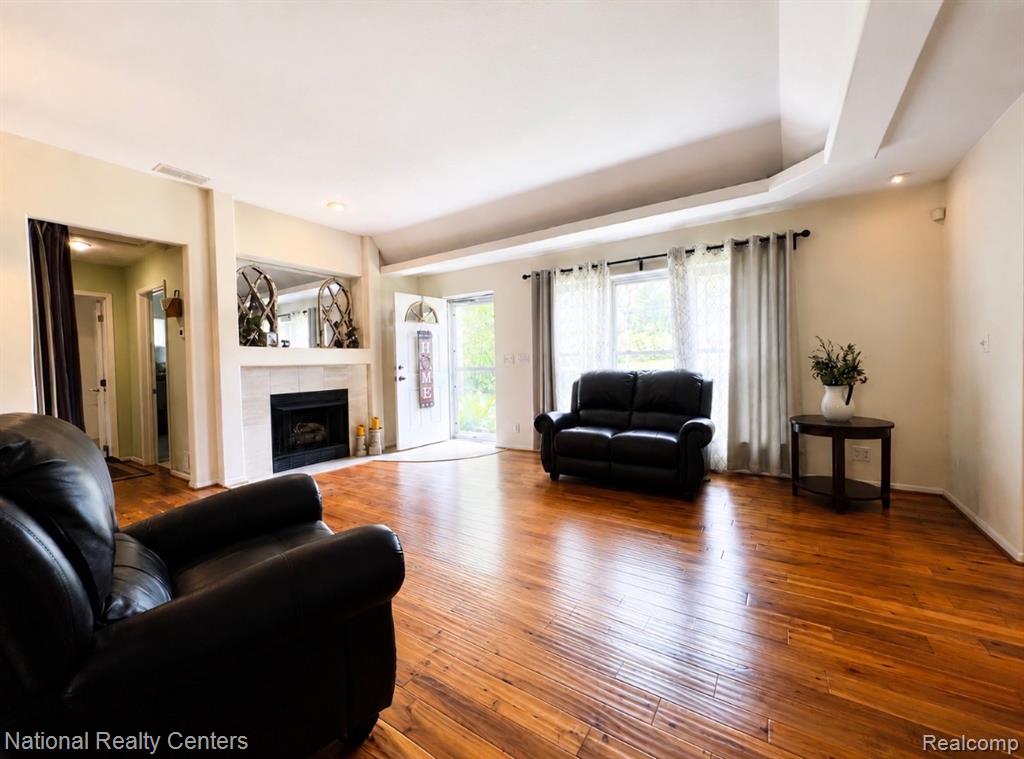 3137 Dean Road, Lambertville, MI 48144 — Photo 5