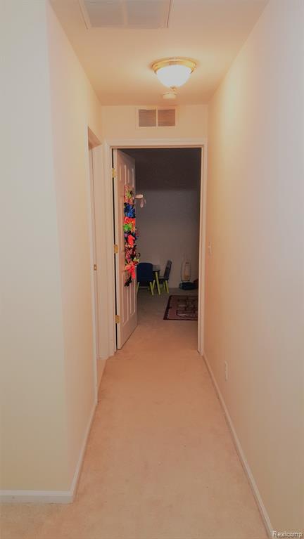 5346 Brookemonte Circle, Rochester, MI 48306 — Photo 2