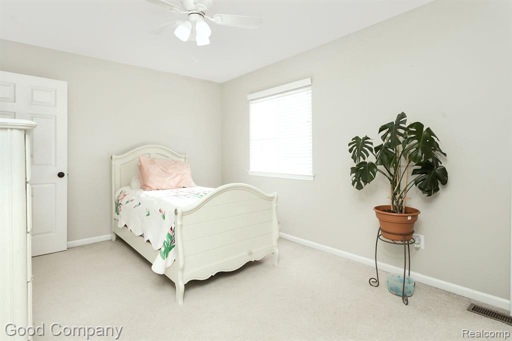 883 VANDERPOOL Drive, Troy, MI 48083 — Photo 31