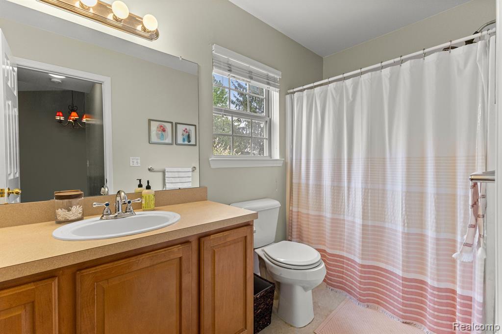 23879 ASHLEY Drive, Flat Rock, MI 48134 — Photo 31