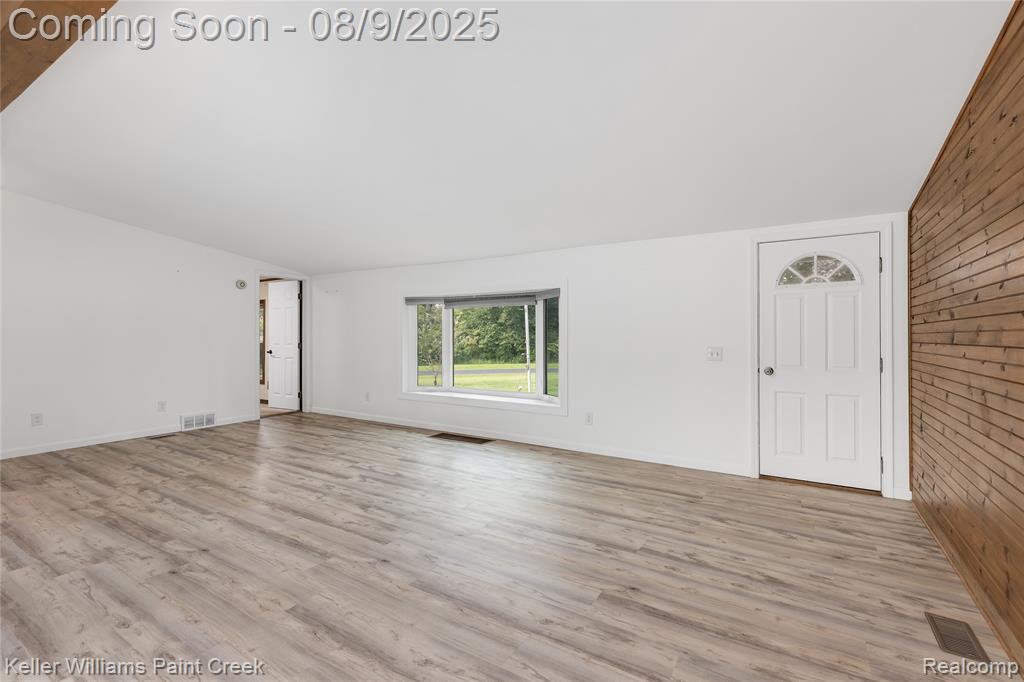 2410 Roods Lake Road, Lapeer, MI 48446 — Photo 19