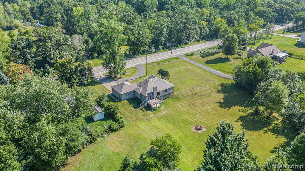 9243 Andersonville Road, Clarkston, MI — Photo 35