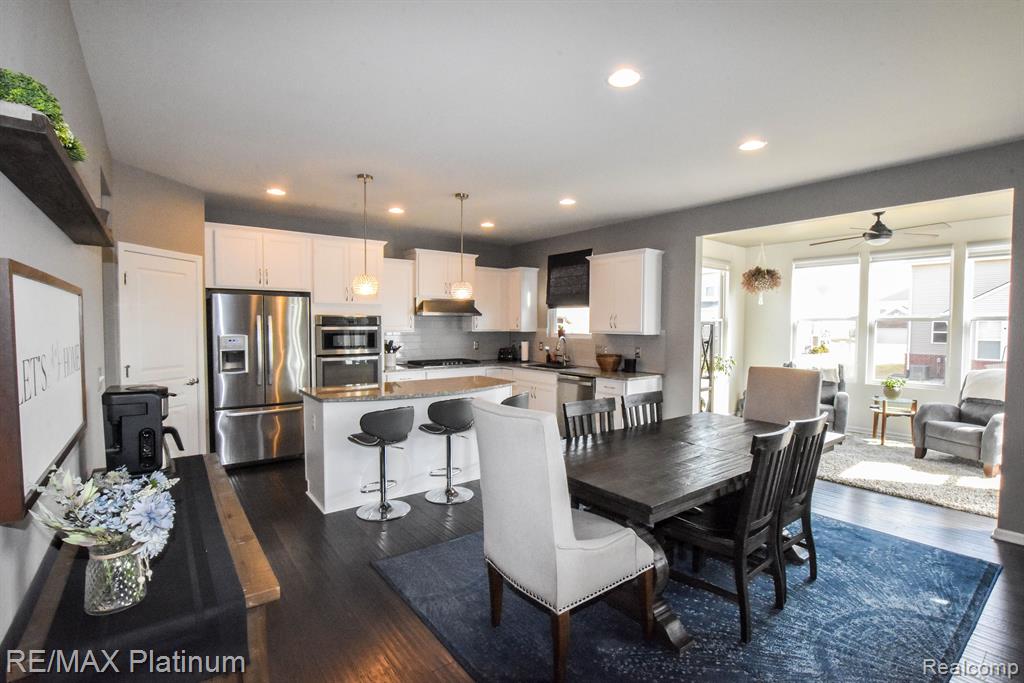 29914 BRAEBURN, New Hudson, MI 48165 — Photo 18