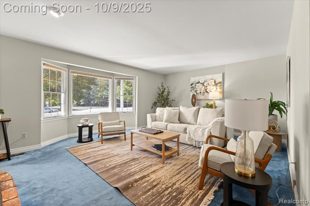 12190 Carriage Trail Circle, Davisburg, MI 48350 — Photo 13