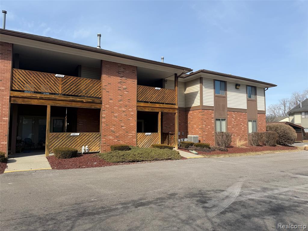 16525 WOODLANE, 138, Fraser, MI 48026