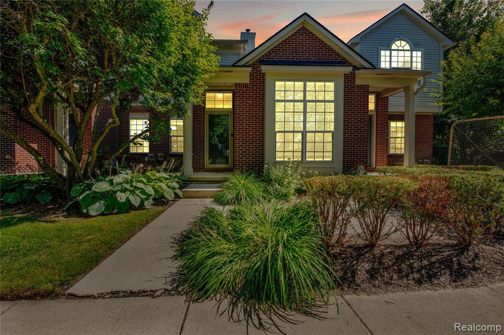 10104 Jasmine Drive, Walled Lake, MI 48390 — front exterior