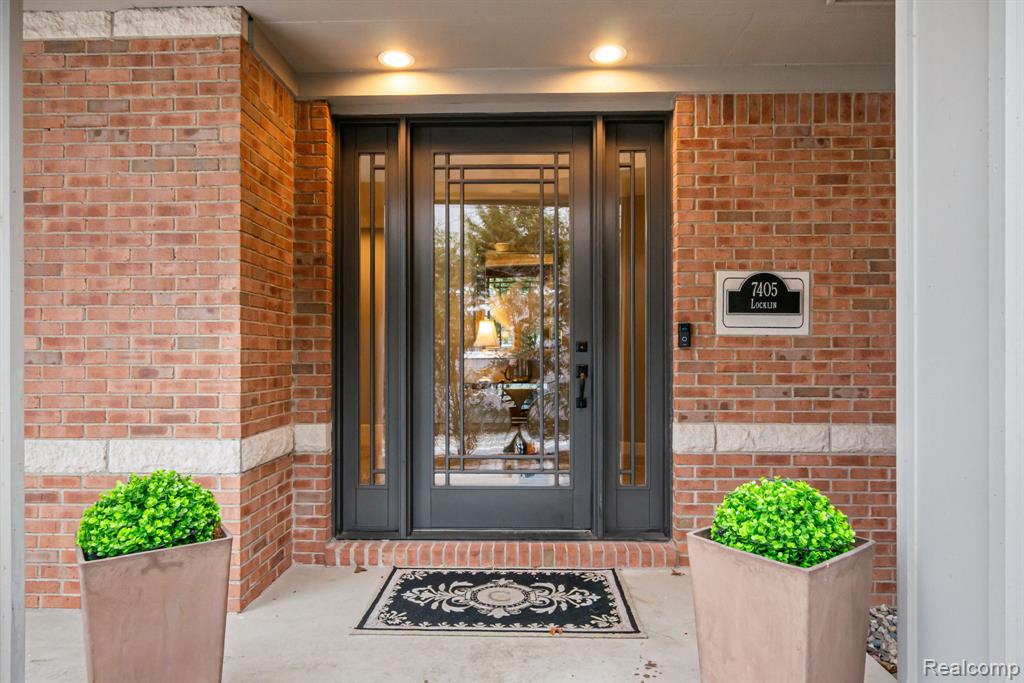 7405 Locklin, West Bloomfield, MI 48324 — Photo 2