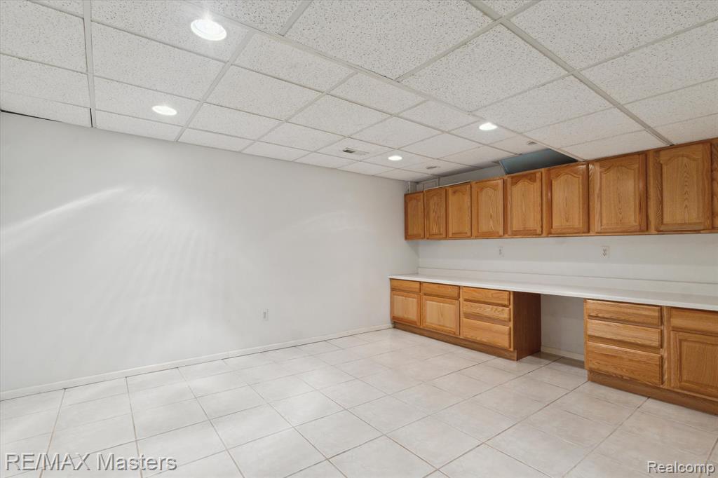 22571 Silver Creek Drive, 16, Woodhaven, MI 48183 — Photo 20