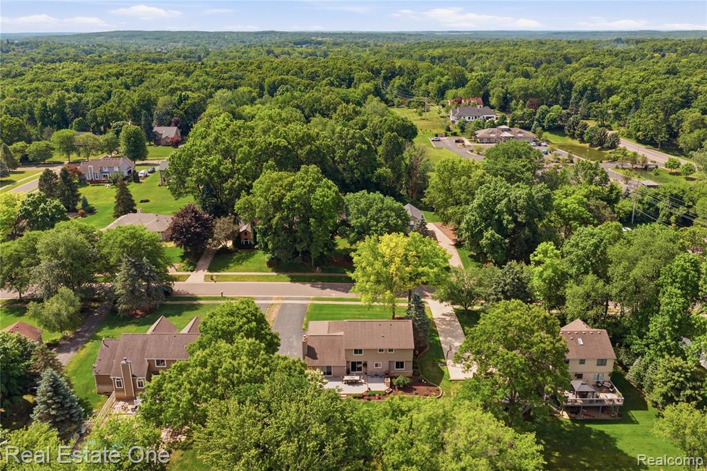 219 Briarwood Drive, Highland, MI — Photo 44