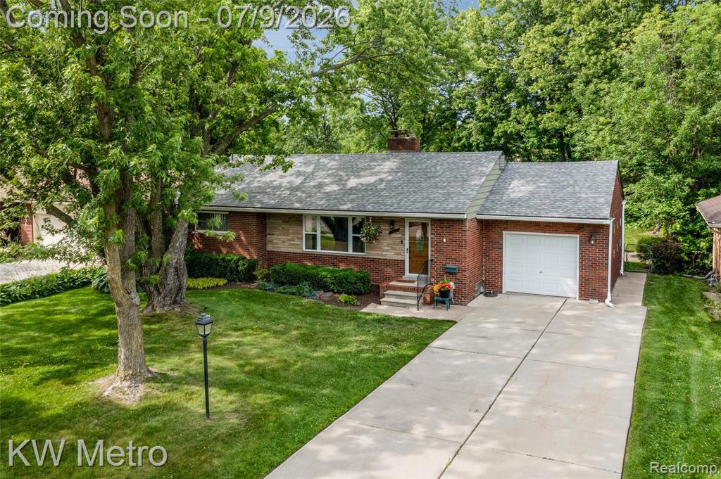 20665 Woodcrest Street, Harper Woods, MI 48225 — Photo 2