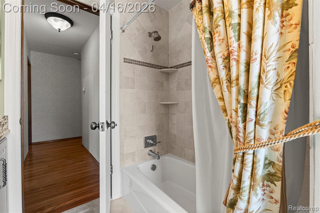 6482 Denton Court, Troy, MI 48098 — Photo 28