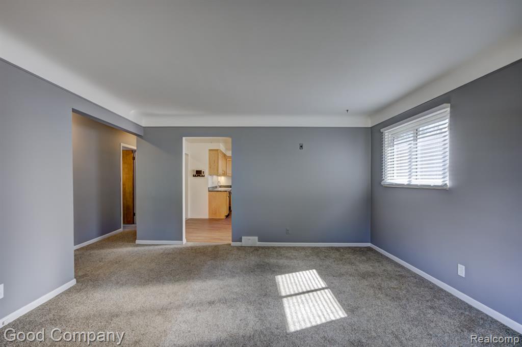 8961 Laurence Avenue, Allen Park, MI 48101 — Photo 5