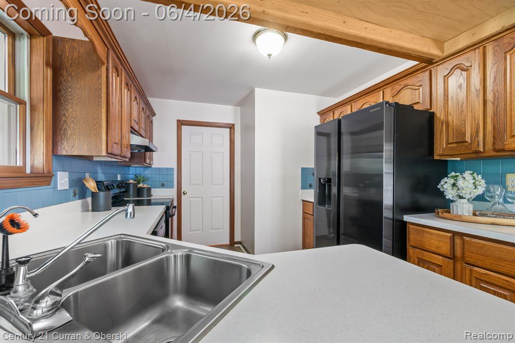 53375 Martha Lane, Northville, MI 48167 — Photo 20