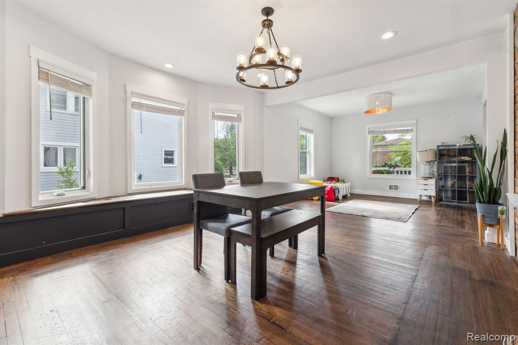 607 E LINCOLN Avenue, Royal Oak, MI 48067 — Photo 10
