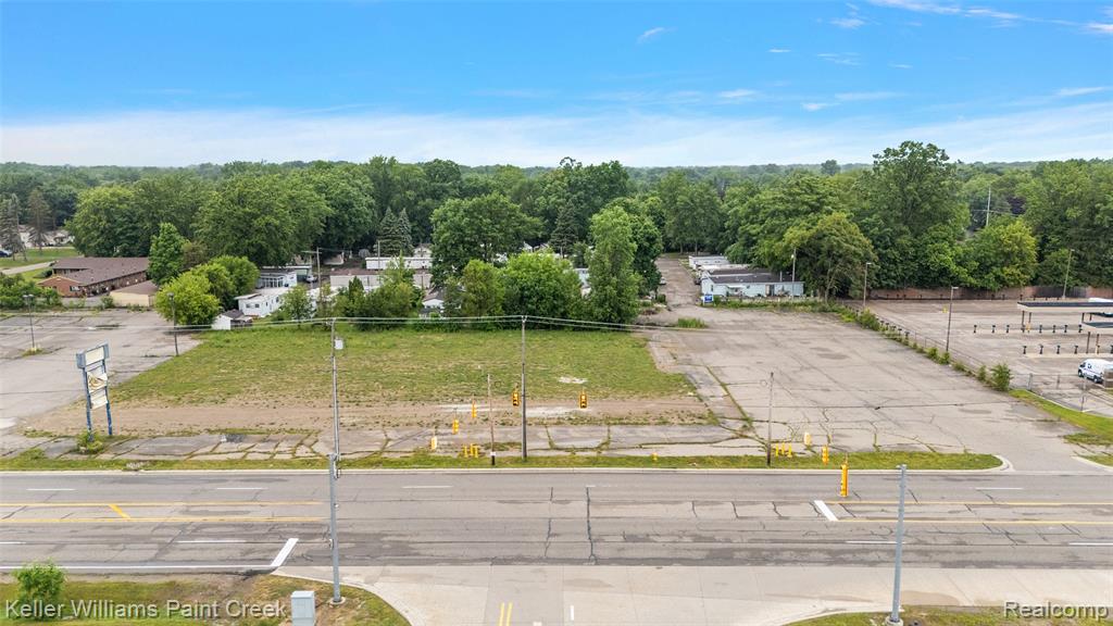 4403 Davison Road, Burton, MI 48509 — Photo 10