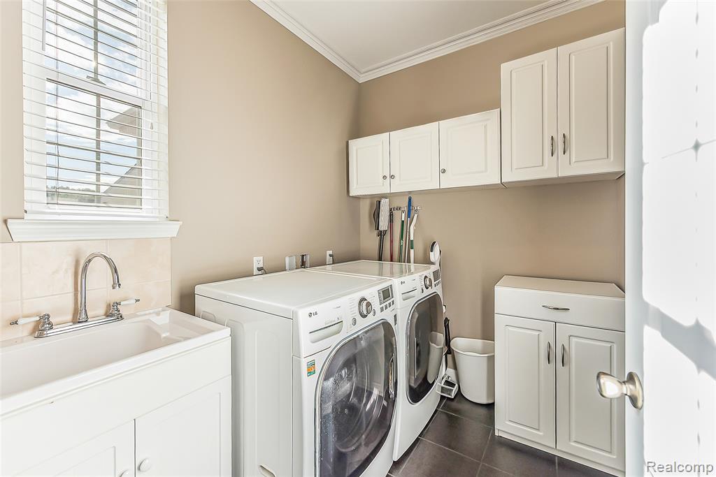 61121 Kocher Drive, South Lyon, MI 48178 — Photo 20