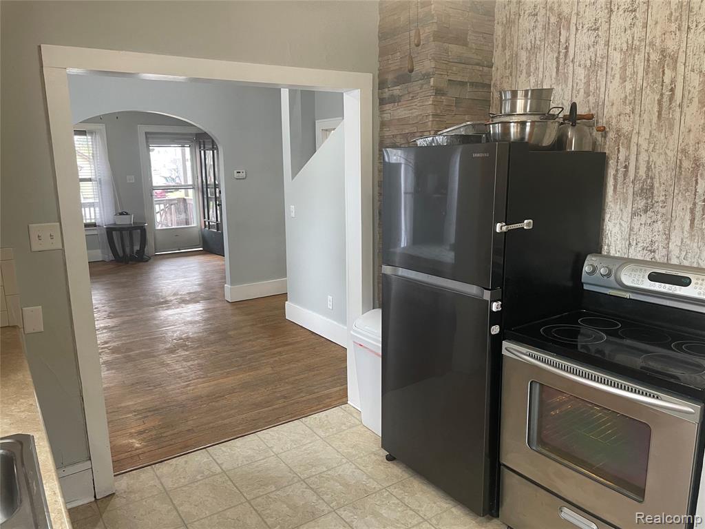 218 16th Street, Port Huron, MI 48060 — Photo 22