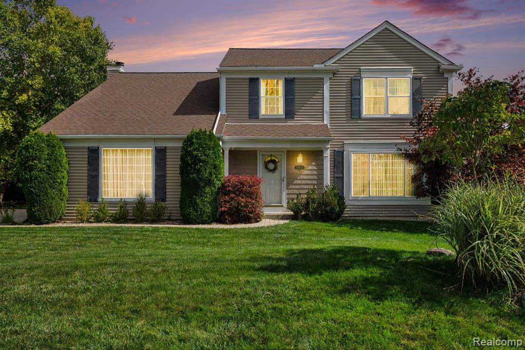 1692 Ridgecrest, Rochester Hills, MI 48306