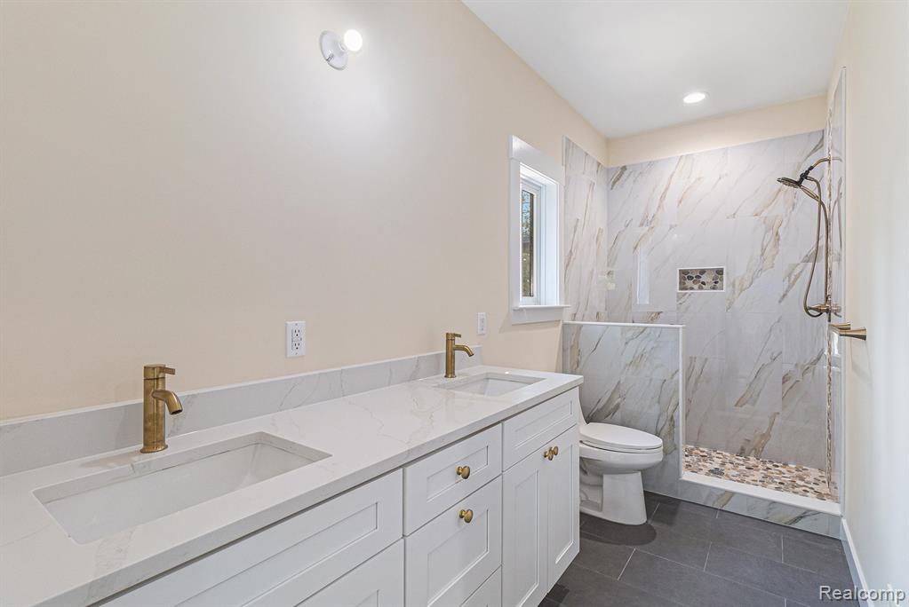 15273 Pine Ridge Drive, Holly, MI 48462 — Photo 21
