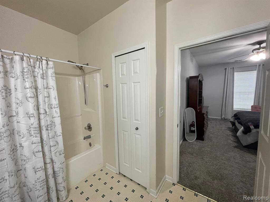 3484 KNEELAND Circle, Howell, MI 48843 — Photo 17