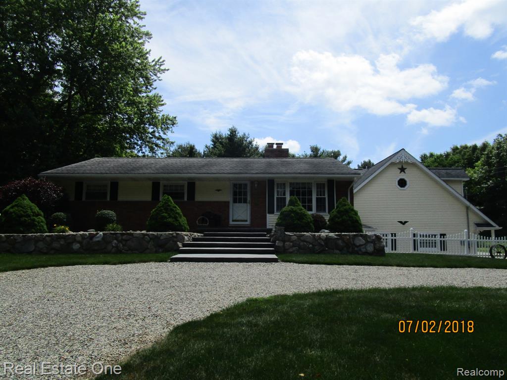 10120 Hyne Road, Brighton, MI 48114 — Photo 69