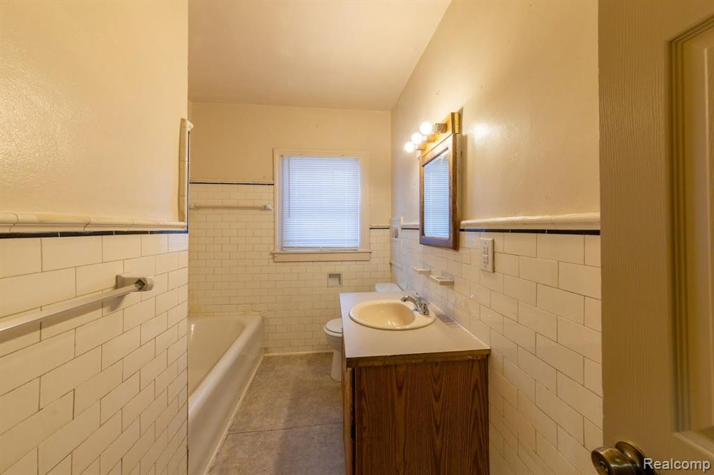 56 WALDO Street, Pontiac, MI 48341 — Photo 12